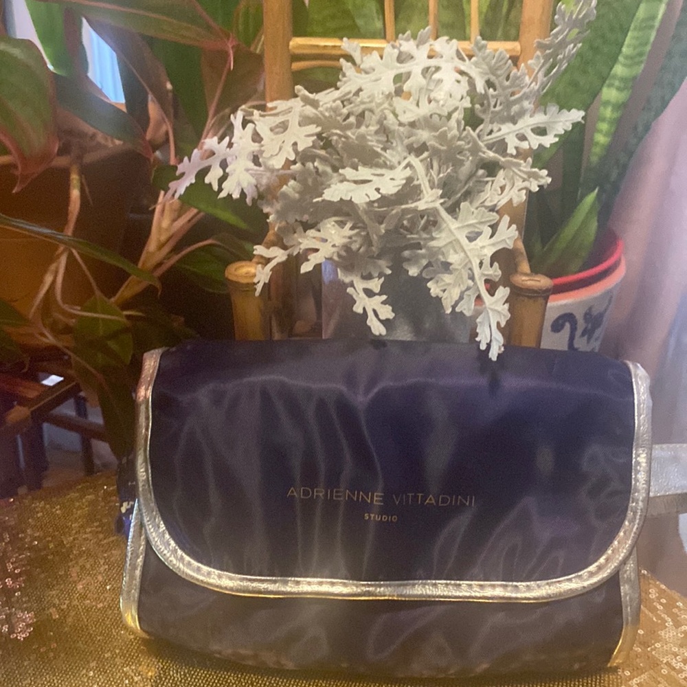 NWOT( never used) Make up bag for you or gift!